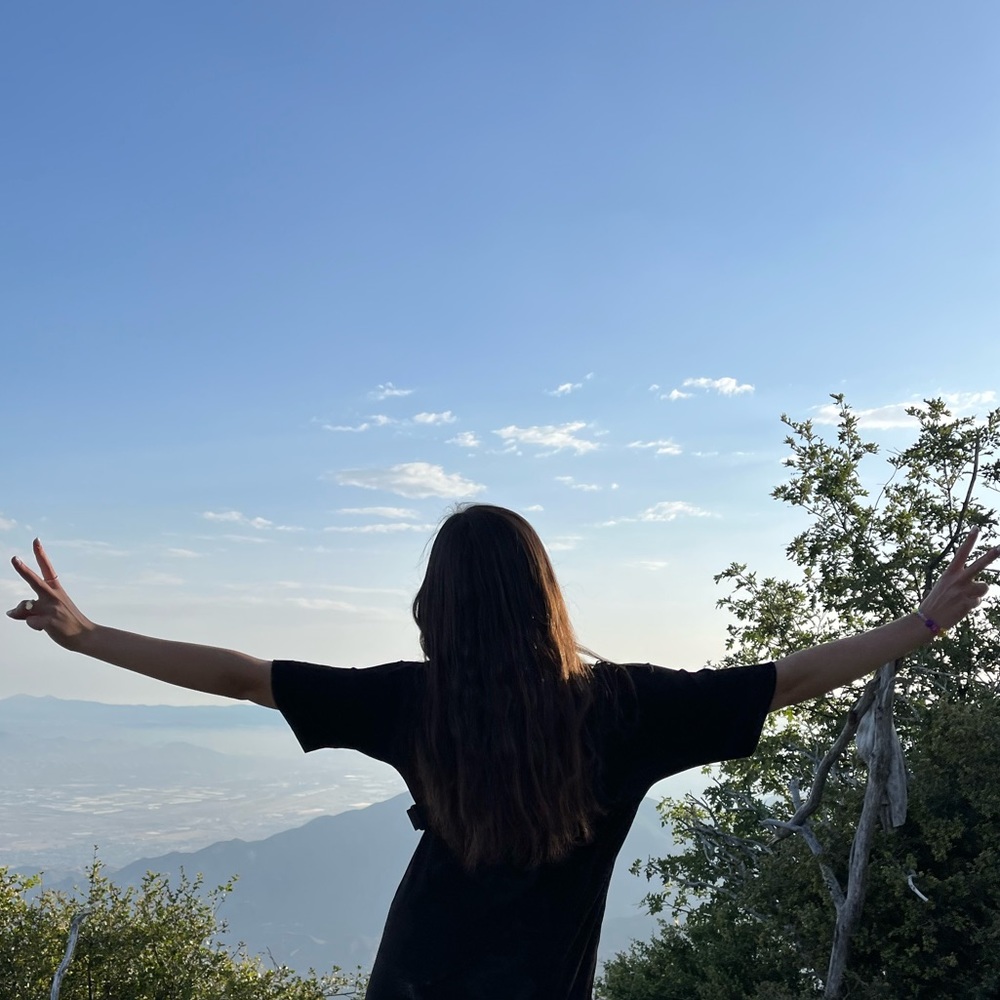 Meet your Posher, Daniella